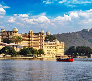 Pichola Lake